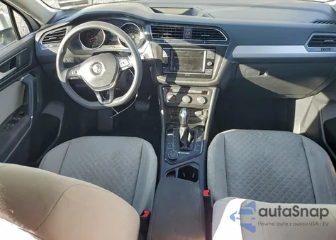 2018 Volkswagen Tiguan S z USA, uszkodzony, nr VIN 3VV0B7AX8JM131532